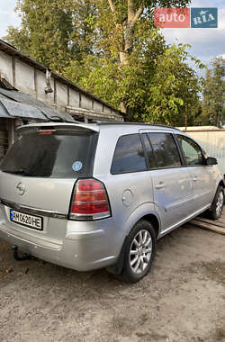 Минивэн Opel Zafira 2007 в Житомире