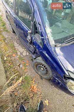 Минивэн Opel Zafira 2008 в 