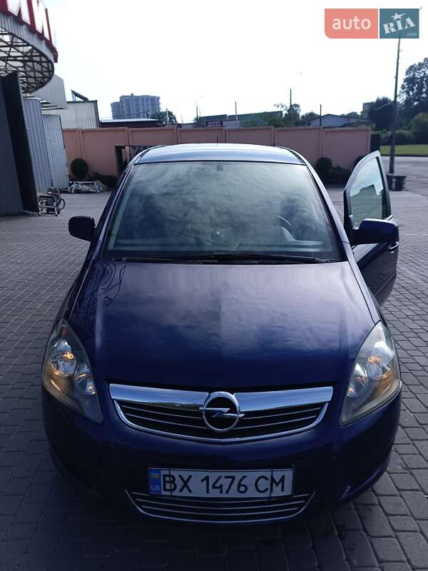 Opel Zafira 2010