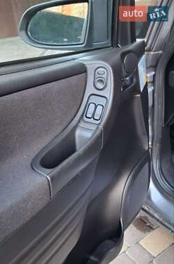 Минивэн Opel Zafira 2005 в 