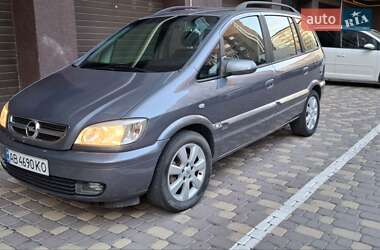 Минивэн Opel Zafira 2005 в 