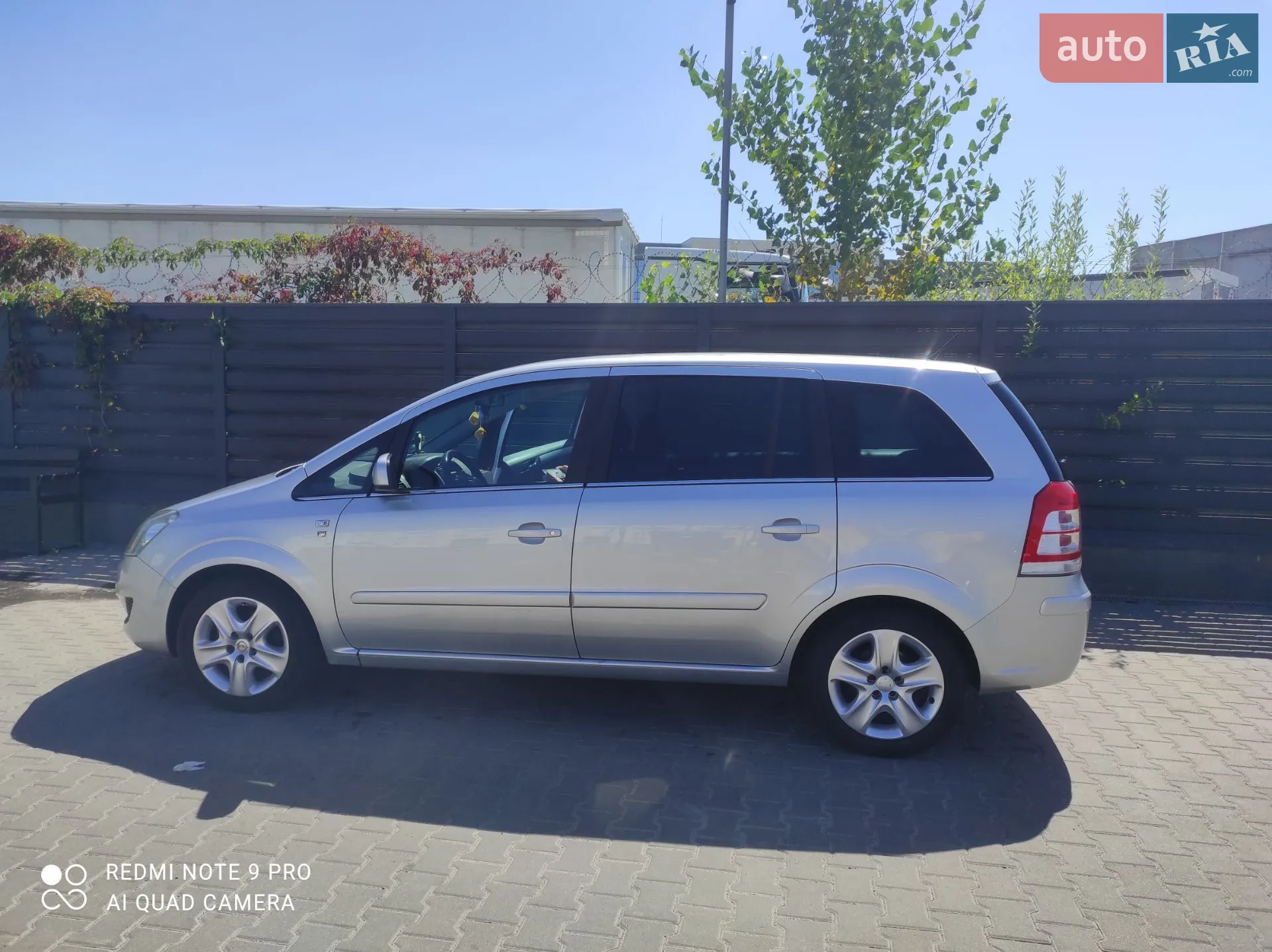 2010 Opel Zafira - мініатюра 8