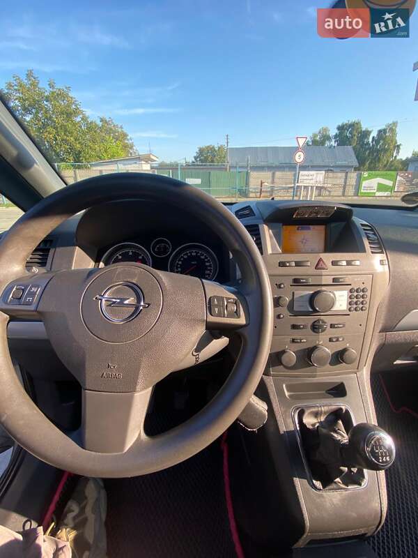 Минивэн Opel Zafira 2008 в Бердичеве