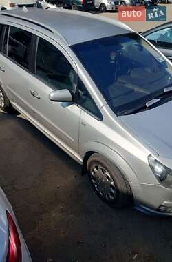 Мінівен Opel Zafira 2005 в Києві