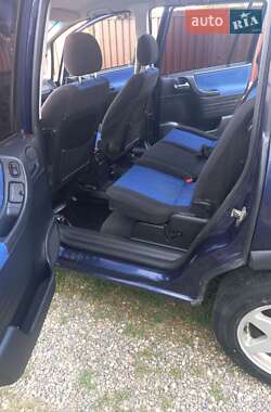 Минивэн Opel Zafira 2000 в 