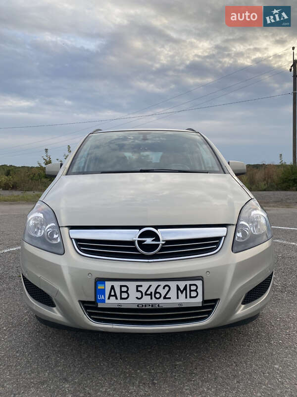 Opel Zafira 2010
