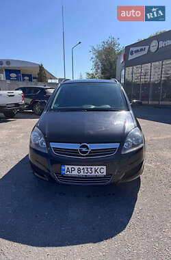 Минивэн Opel Zafira 2011 в Запорожье