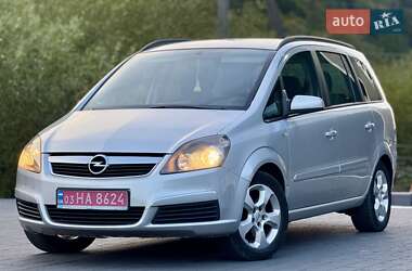 Минивэн Opel Zafira 2006 в Межгорье