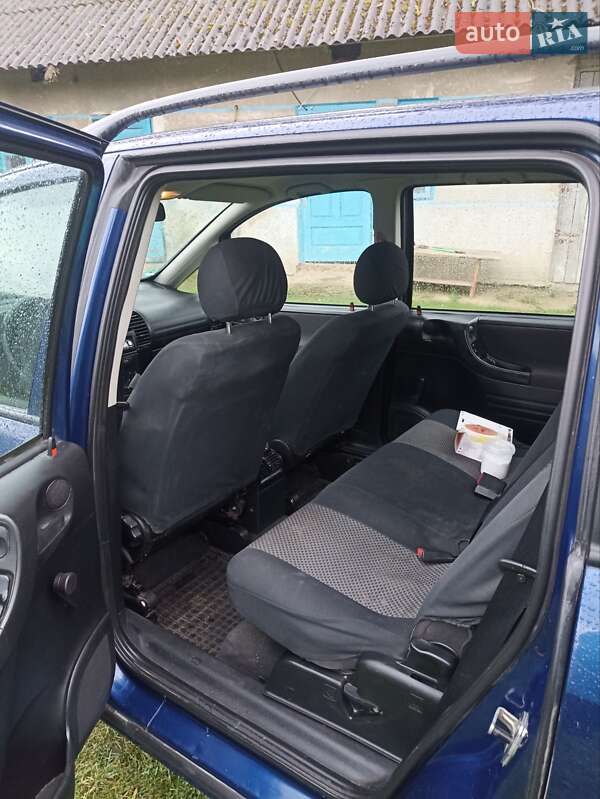 Минивэн Opel Zafira 2005 в Яворове