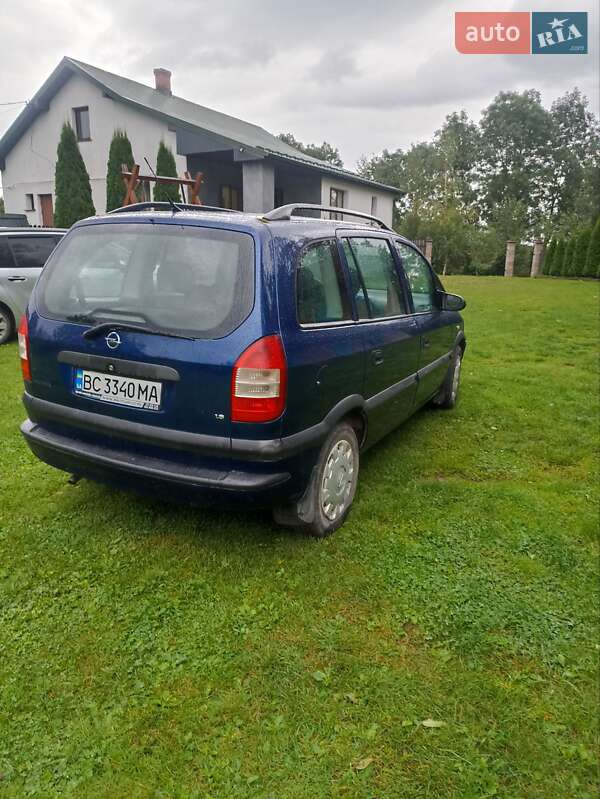 Минивэн Opel Zafira 2005 в Яворове