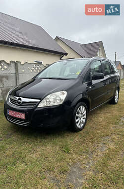 Мінівен Opel Zafira 2009 в Любешові