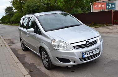 Минивэн Opel Zafira 2009 в 
