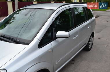 Минивэн Opel Zafira 2009 в 