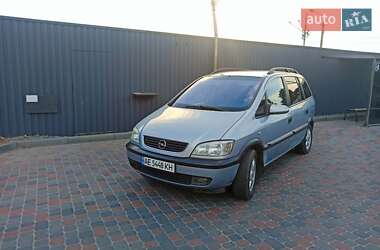 Мінівен Opel Zafira 2000 в Дніпрі