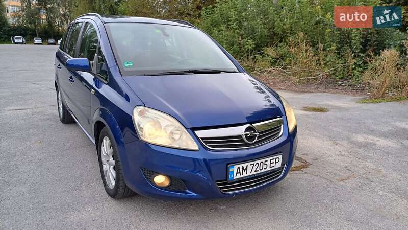 Мінівен Opel Zafira 2008 в Звягелі