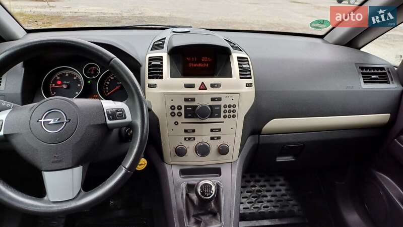 Мінівен Opel Zafira 2008 в Звягелі
