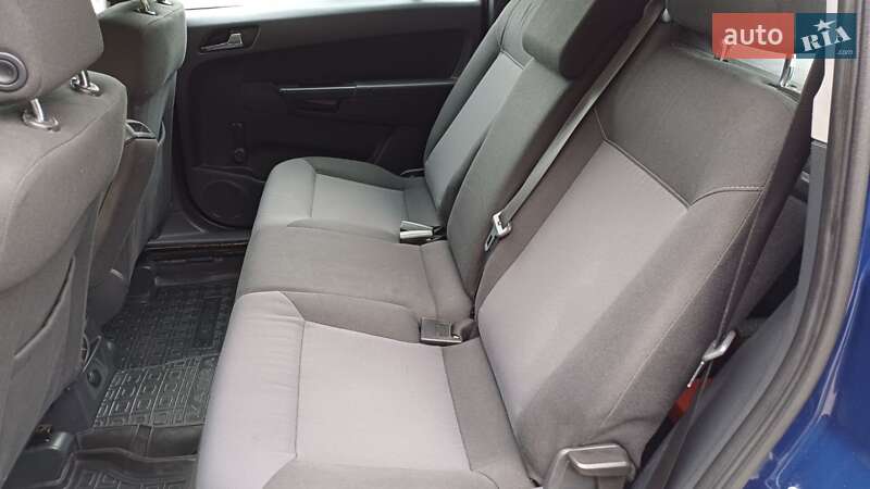 Мінівен Opel Zafira 2008 в Звягелі