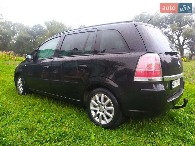 Минивэн Opel Zafira 2007 в Ковеле