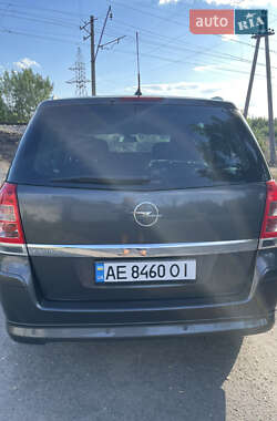 Мінівен Opel Zafira 2010 в 