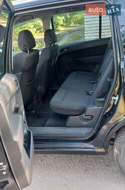 Минивэн Opel Zafira 2007 в 