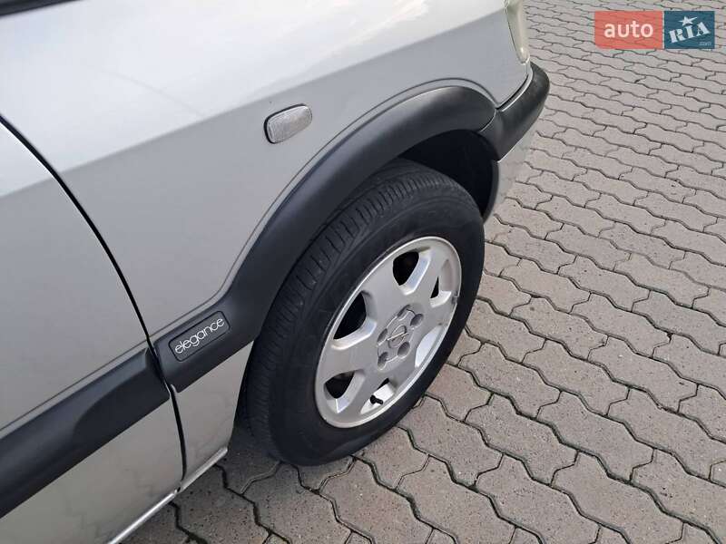 Минивэн Opel Zafira 2001 в Черновцах