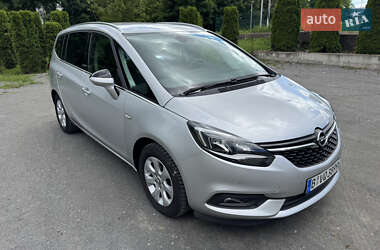 Минивэн Opel Zafira 2017 в Хмельницком