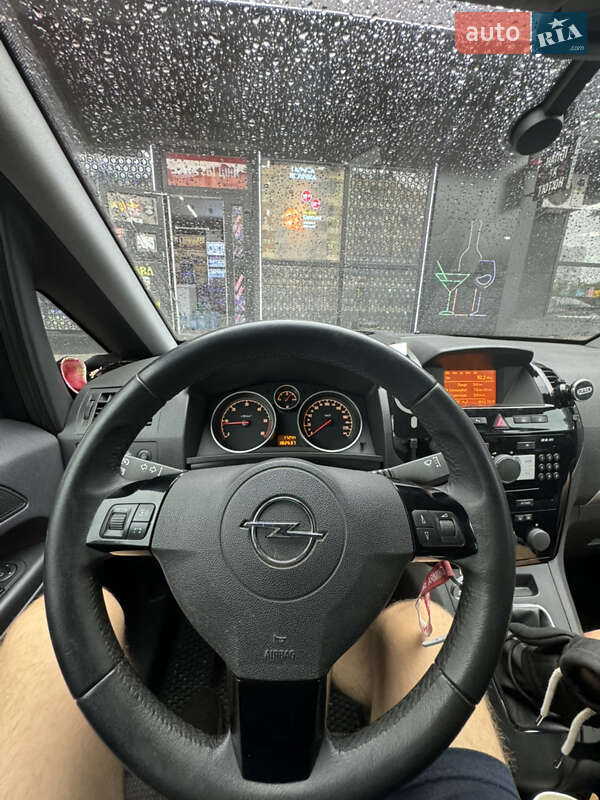 Минивэн Opel Zafira 2012 в Львове фото 7 Минивэн Opel Zafira 2012 в Львове