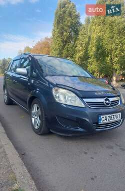 Минивэн Opel Zafira 2009 в Кривом Роге