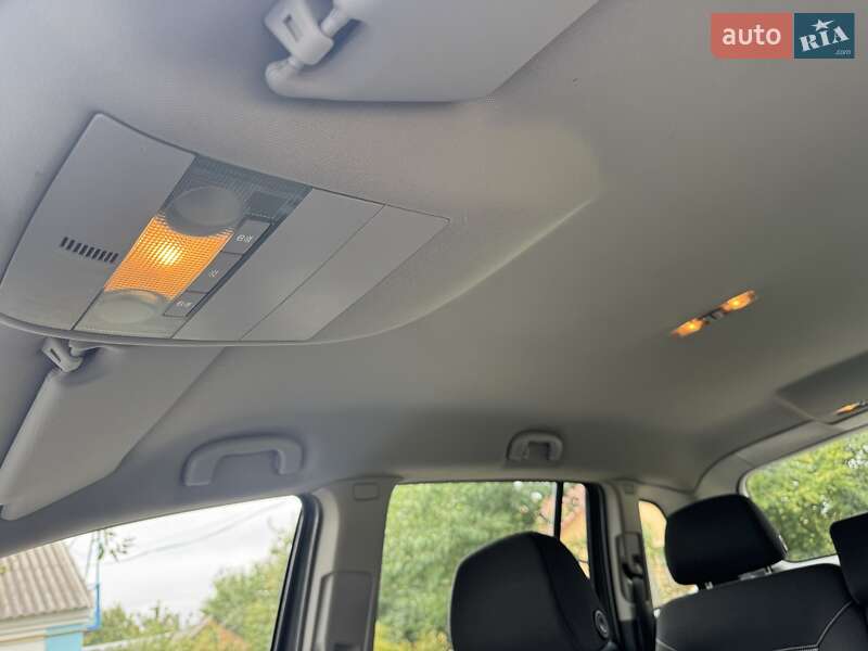 Минивэн Opel Zafira 2010 в Луцке