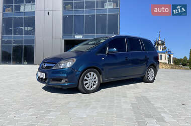 Минивэн Opel Zafira 2007 в Черновцах