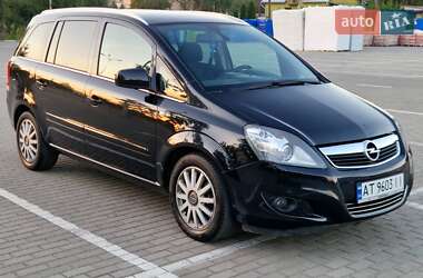 Мінівен Opel Zafira 2012 в Коломиї