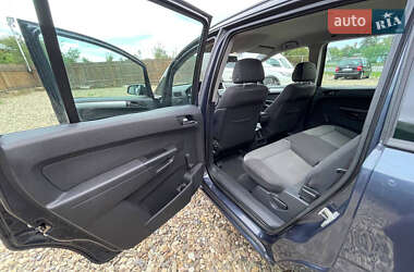 Минивэн Opel Zafira 2009 в 