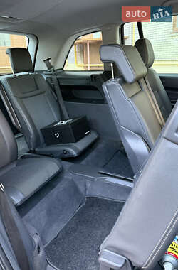 Минивэн Opel Zafira 2009 в 