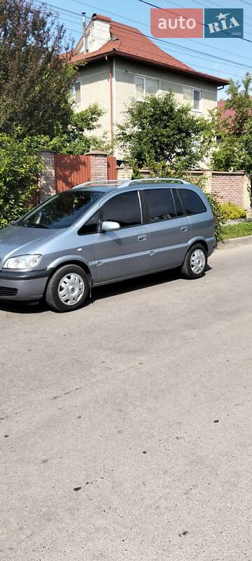 Мінівен Opel Zafira 2005 в Івано-Франківську