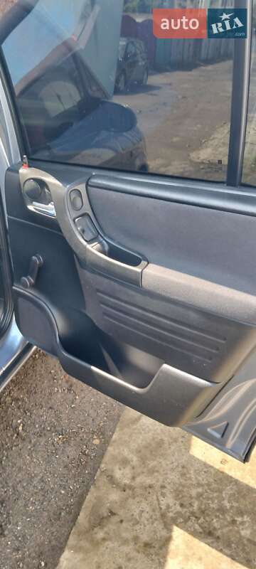 Мінівен Opel Zafira 2005 в Івано-Франківську