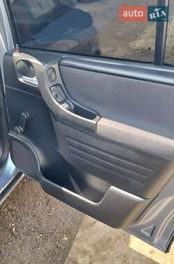 Минивэн Opel Zafira 2005 в  фото 6 Минивэн Opel Zafira 2005 в