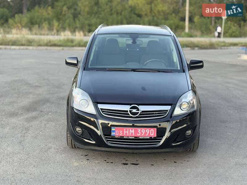 Мінівен Opel Zafira 2012 в Шепетівці