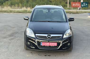 Минивэн Opel Zafira 2012 в 