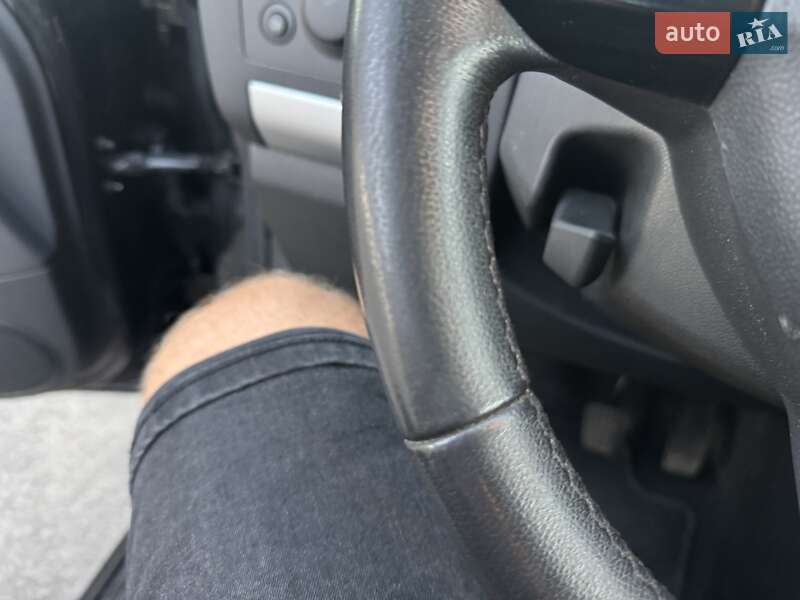 Мінівен Opel Zafira 2012 в Шепетівці
