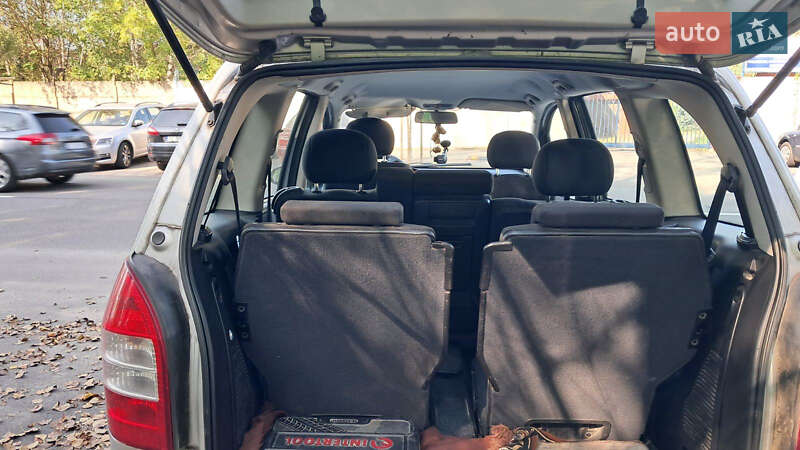 Минивэн Opel Zafira 2005 в Ивано-Франковске фото 6 Минивэн Opel Zafira 2005 в Ивано-Франковске