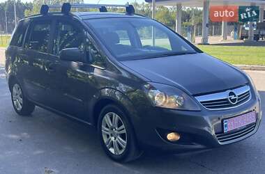 Минивэн Opel Zafira 2012 в 