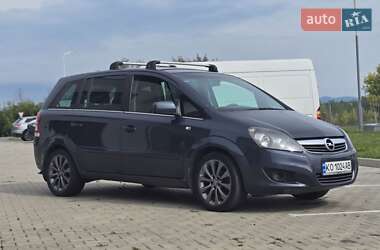 Минивэн Opel Zafira 2010 в Ужгороде