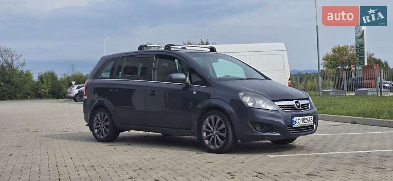 Opel Zafira 2010