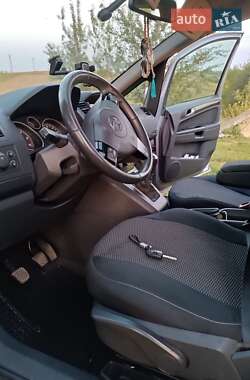 Минивэн Opel Zafira 2011 в Ровно