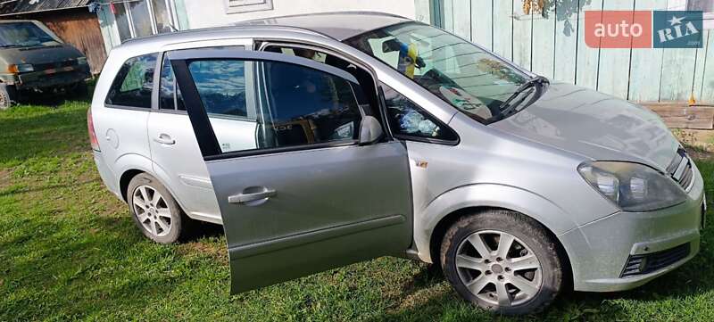 Мінівен Opel Zafira 2007 в Івано-Франківську фото 2 Мінівен Opel Zafira 2007 в Івано-Франківську