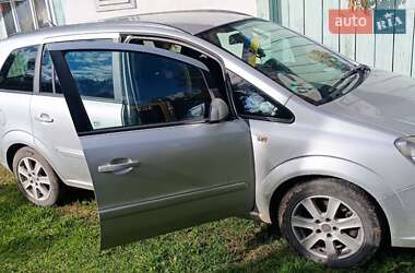 Минивэн Opel Zafira 2007 в 