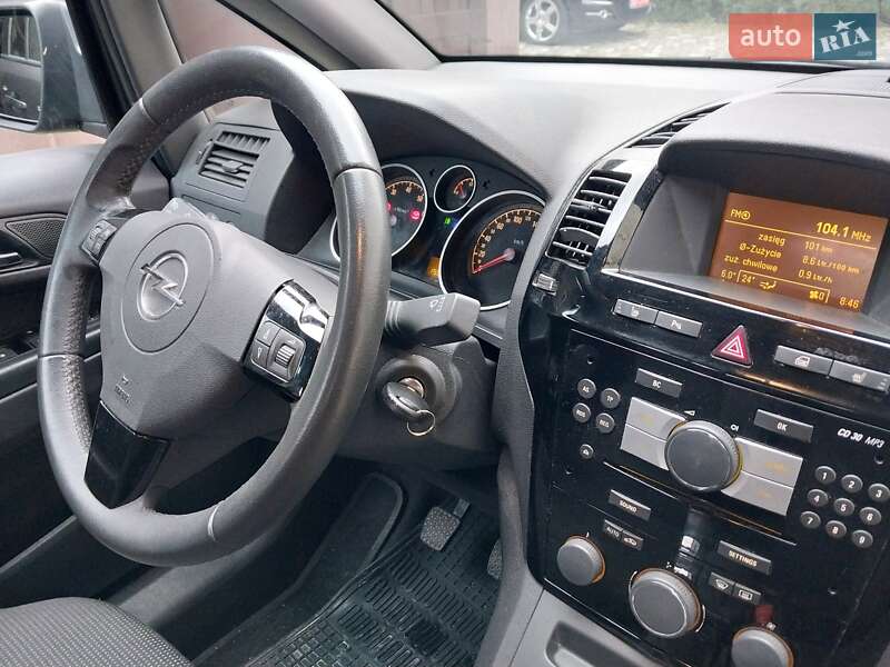 Мінівен Opel Zafira 2011 в Ходореві