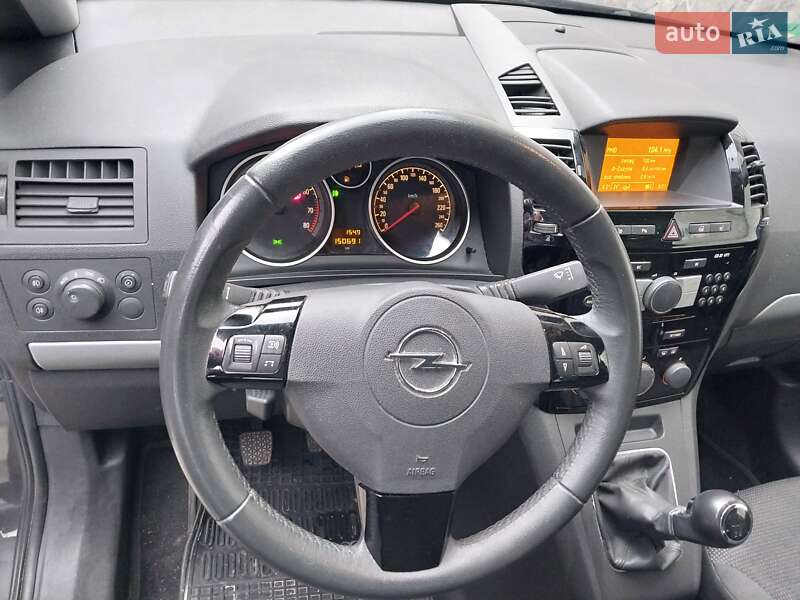 Мінівен Opel Zafira 2011 в Ходореві