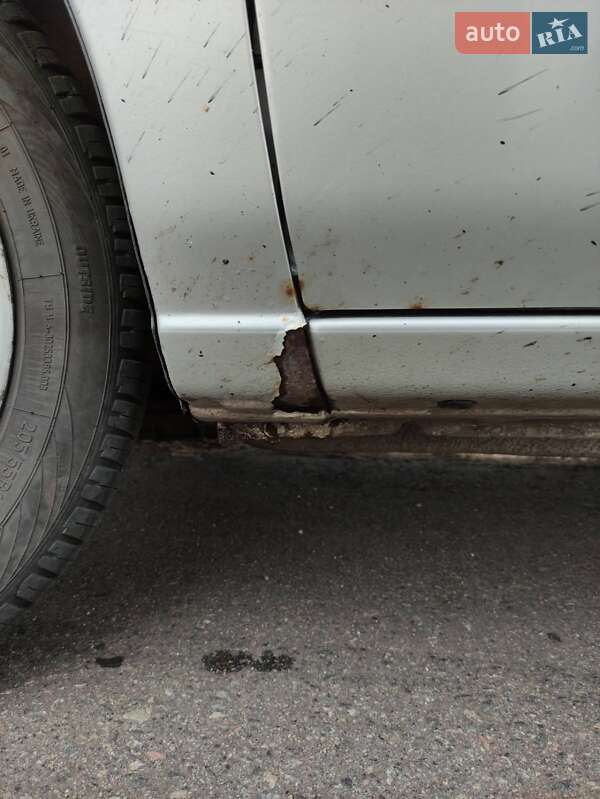 Минивэн Opel Zafira 2003 в Пирятине