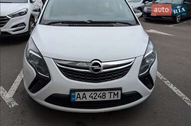 Мікровен Opel Zafira 2013 в Києві